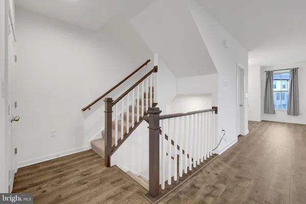 $3,500 | 20941 Bluebird Square, Sterling, VA 20165