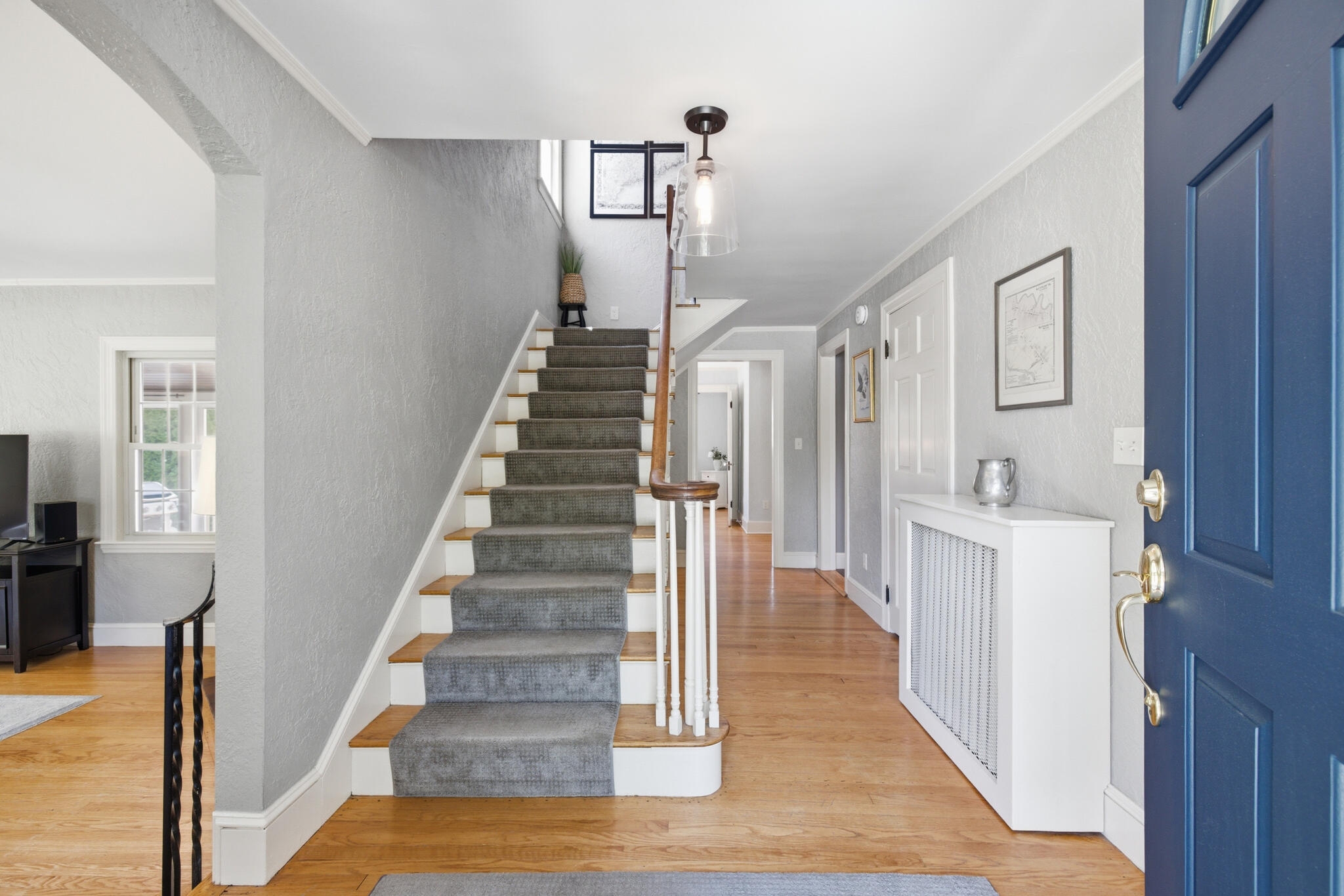 74 Fletcher Street Kennebunk, ME 04043 - Photo 4 of 43 Foyer
