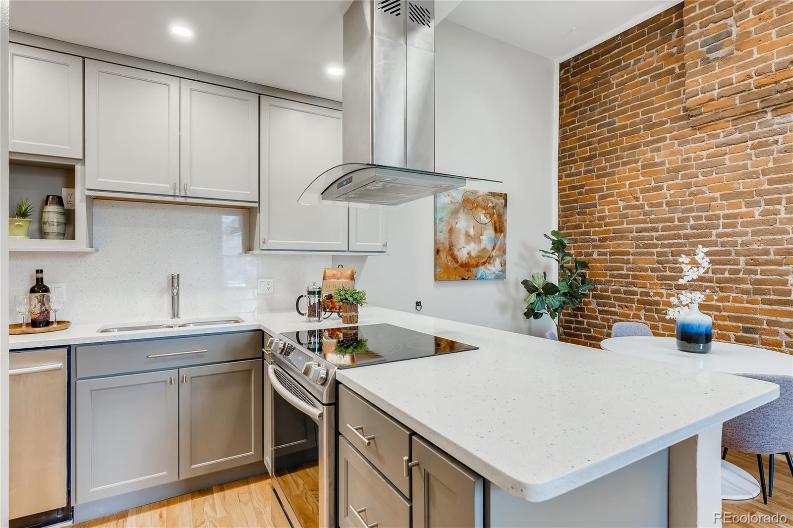 138 Inca Street Denver, CO 80223 - Photo 9 of 28 Gallery Image 9