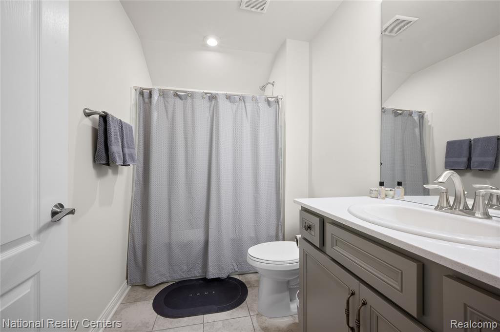 48796 Windfall Road Novi, MI 48374 - Photo 25 of 30