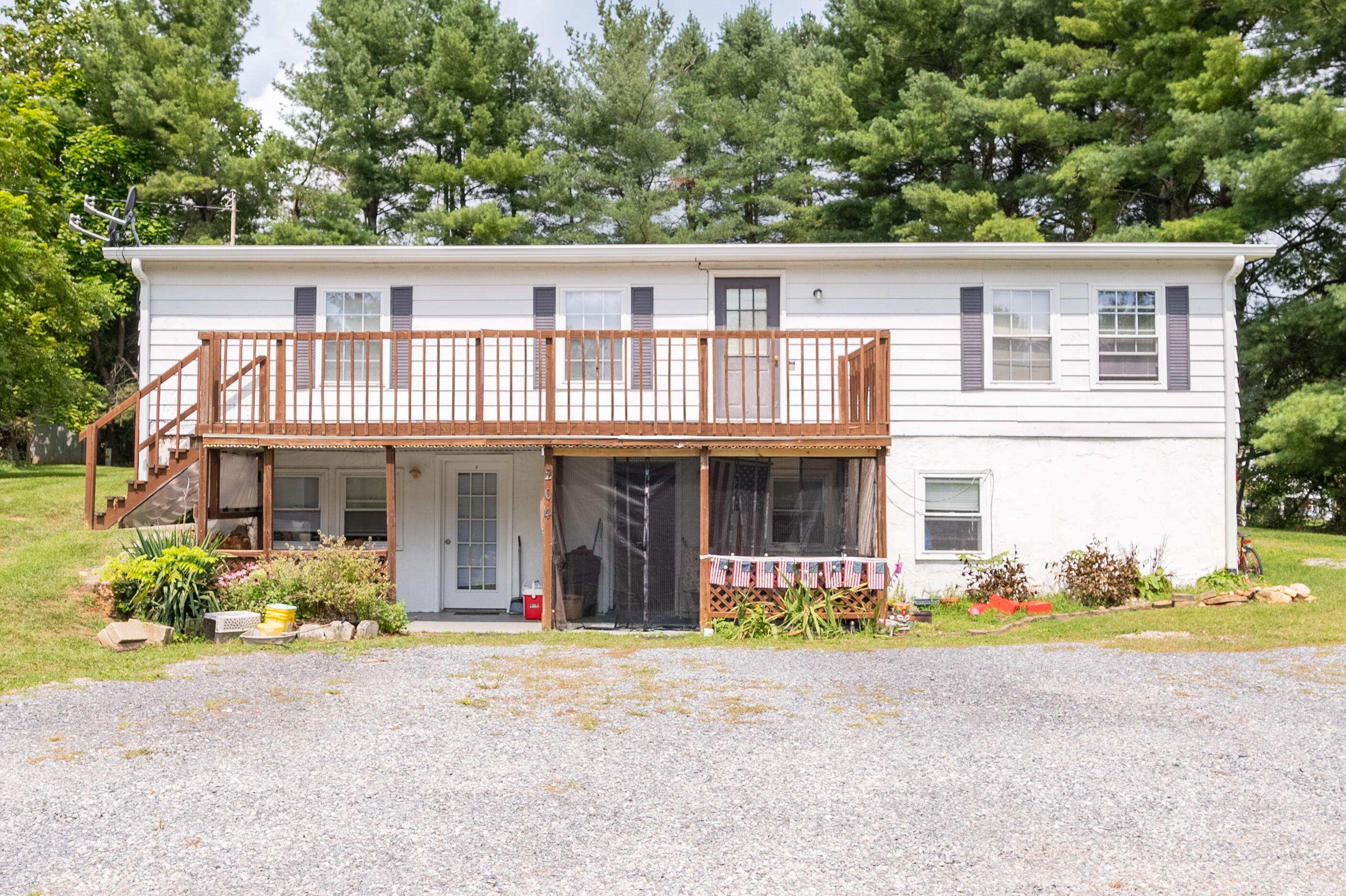 204 Barberry Road Southeast Floyd, VA 24091 - Photo 2 of 69 floyd-2