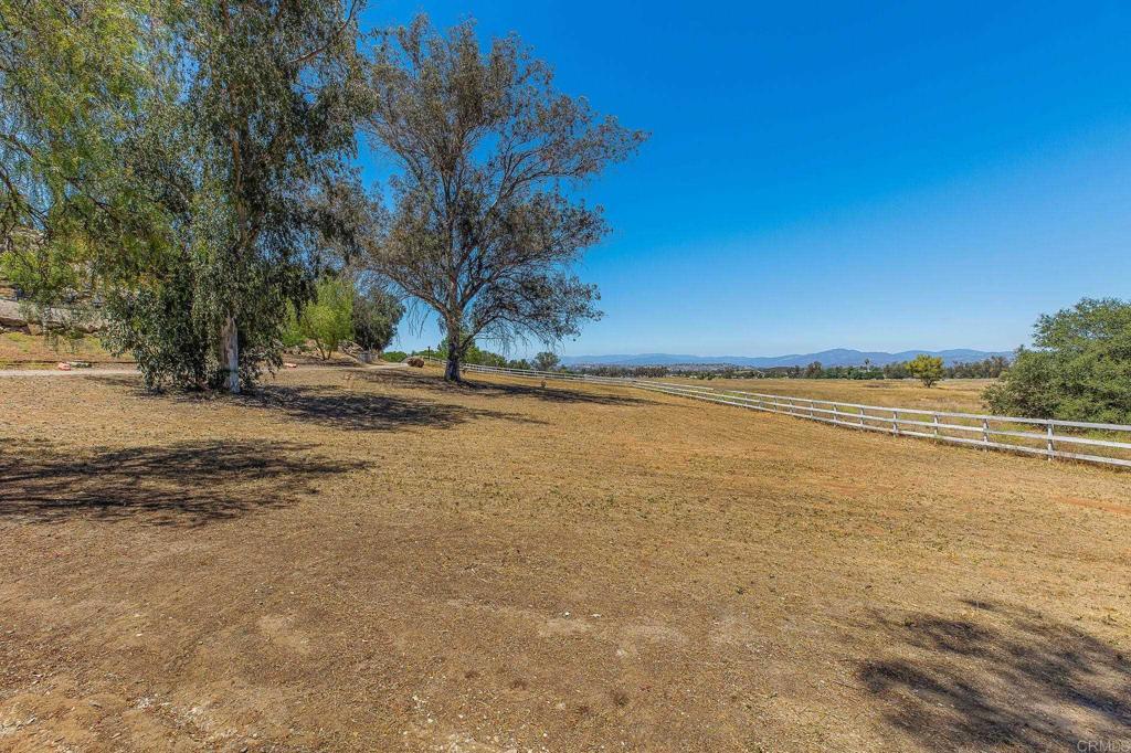 2445 Southern Oak Road Ramona, CA 92065 - Photo 24 of 60