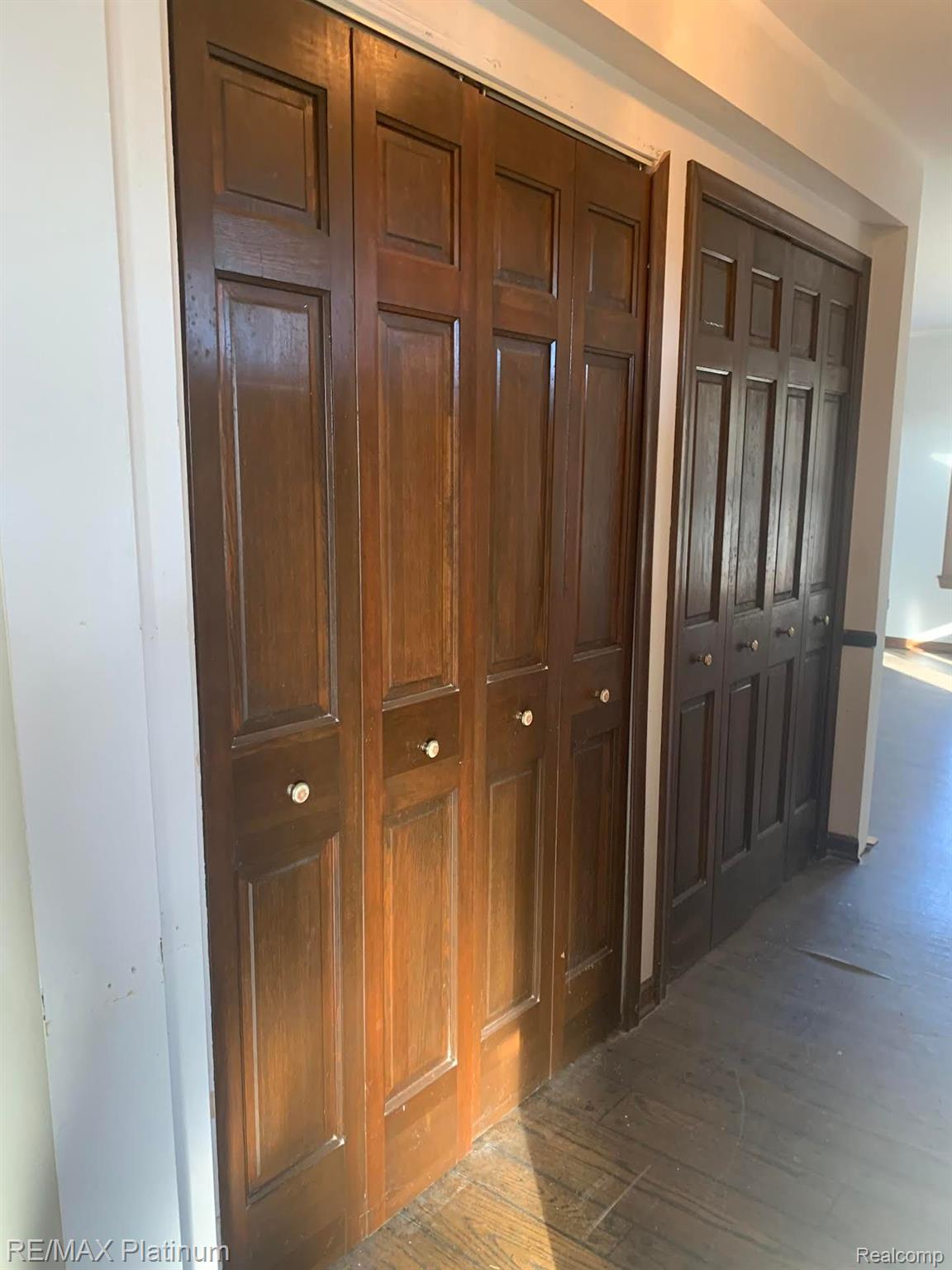 3850 Jewell Road Howell, MI 48843 - Photo 13 of 60 Large storage closets in foyer.