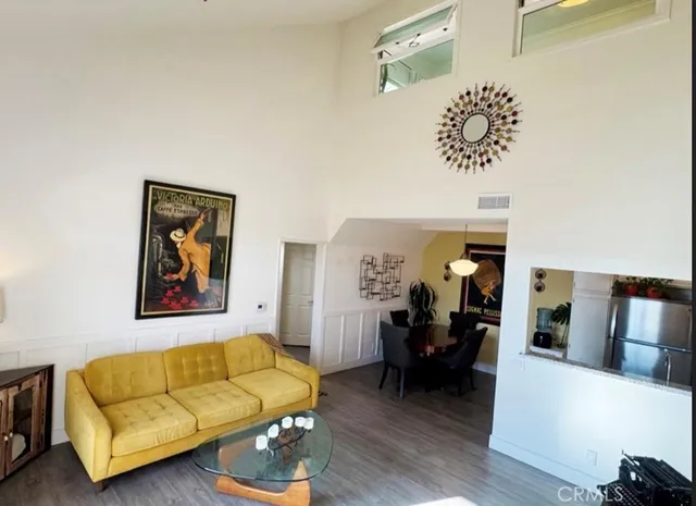 $3,175 | 13801 Oxnard Street, Unit 206, Valley Glen, CA 91401