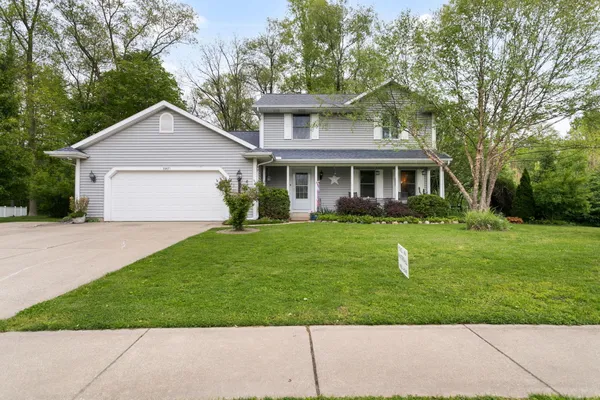 $429,900 | 33671 Woodmont Ridge Drive, New Carlisle, IN 46552