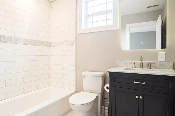 $4,900 | 40 Champney Street, Unit 1, Boston, MA 02135