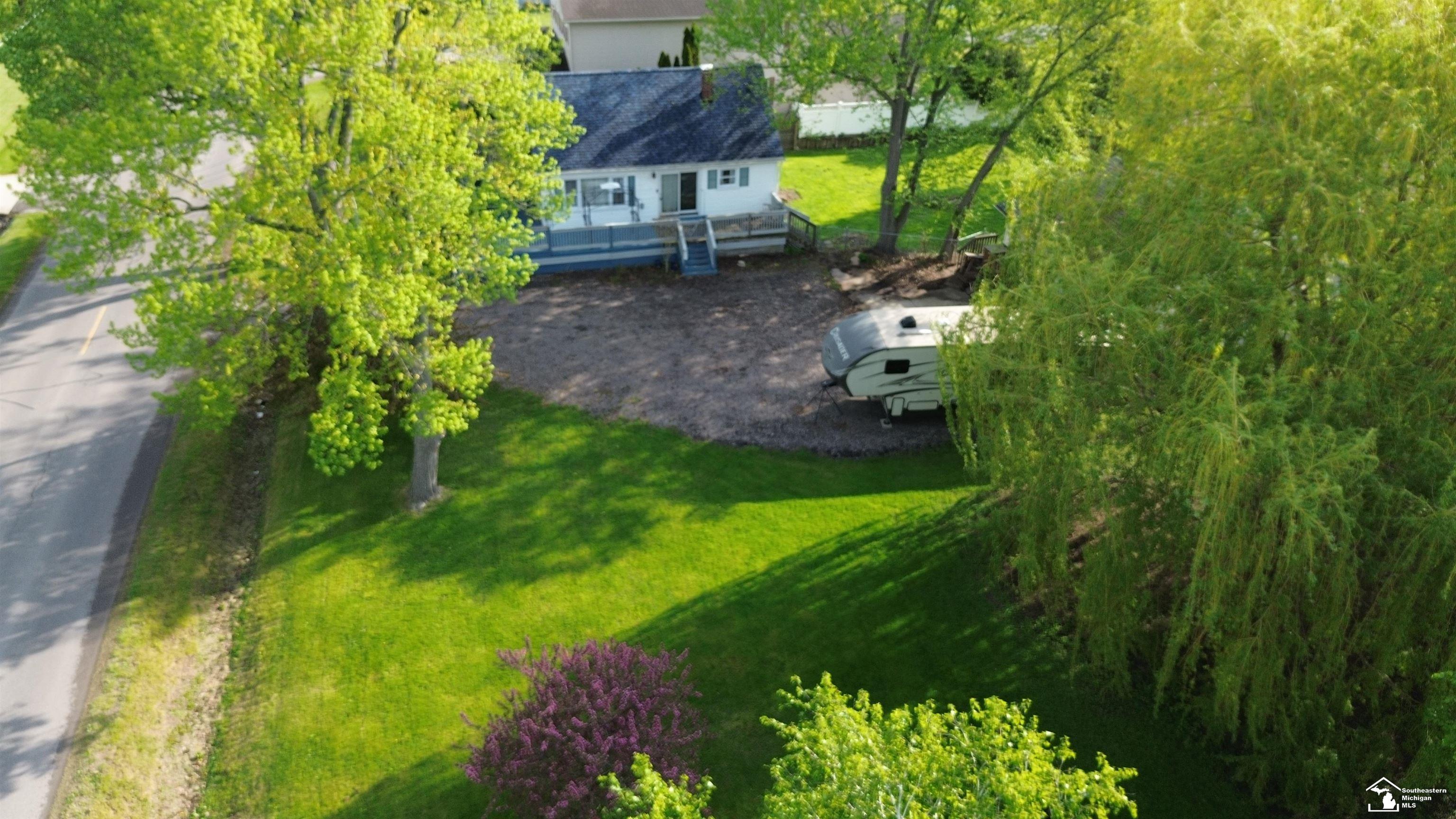 13752 Laplaisance Road Monroe, MI 48161 - Photo 31 of 35