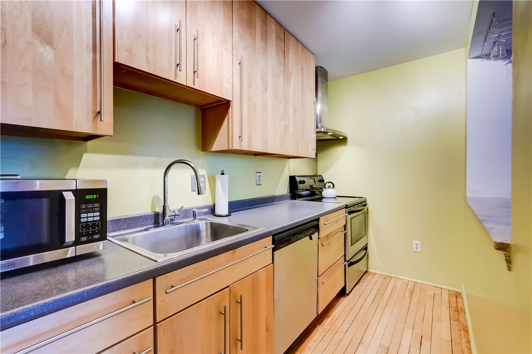 109 Gregory Street Rochester, NY 14620 - Photo 20 of 36