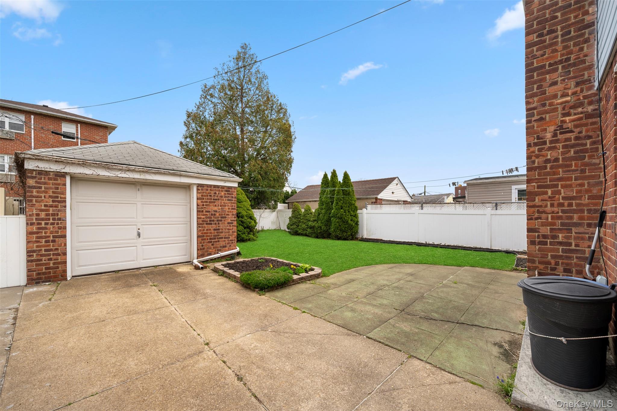 8807 Sabre Street Queens, NY 11427 - Photo 25 of 29