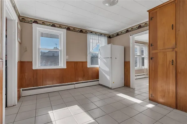 $2,200 | 1070 Main Street, Unit 2, West Warwick, RI 02893