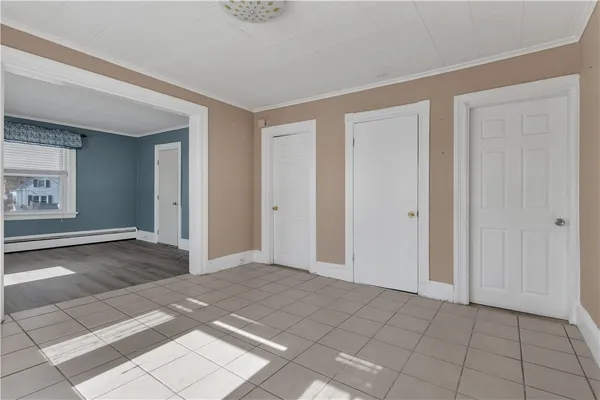 $2,200 | 1070 Main Street, Unit 2, West Warwick, RI 02893