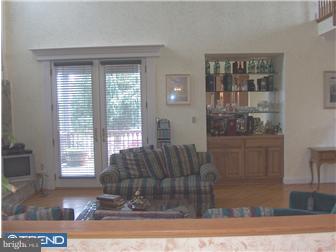 447 Gordon Road Robbinsville, NJ 08691 - Photo 6 of 12