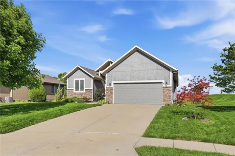 $499,000 | 17743 South Laverty Street, Olathe, KS 66062