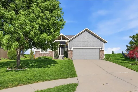 $499,000 | 17743 South Laverty Street, Olathe, KS 66062
