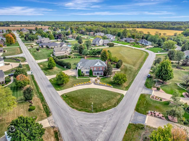 $725,000 | 1037 Deer Trail, Bourbonnais, IL 60914