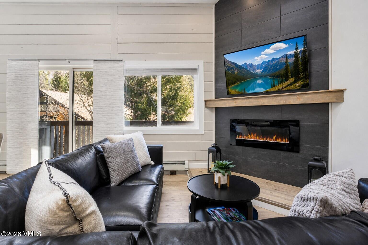 2958 South Frontage Road West, Unit C2 Vail, CO 81657 - Photo 8 of 41 Living Room