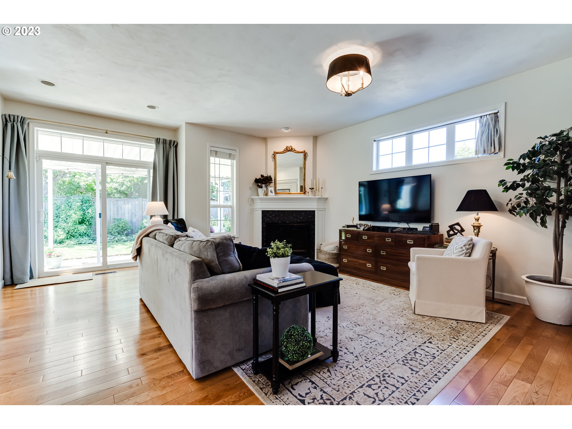 917 River Knoll Way Springfield, OR 97477 - Photo 15 of 37