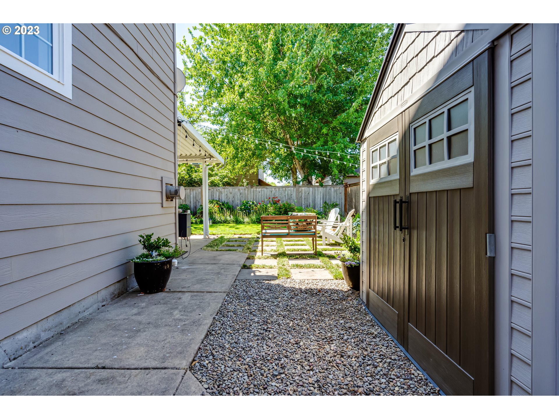917 River Knoll Way Springfield, OR 97477 - Photo 35 of 37
