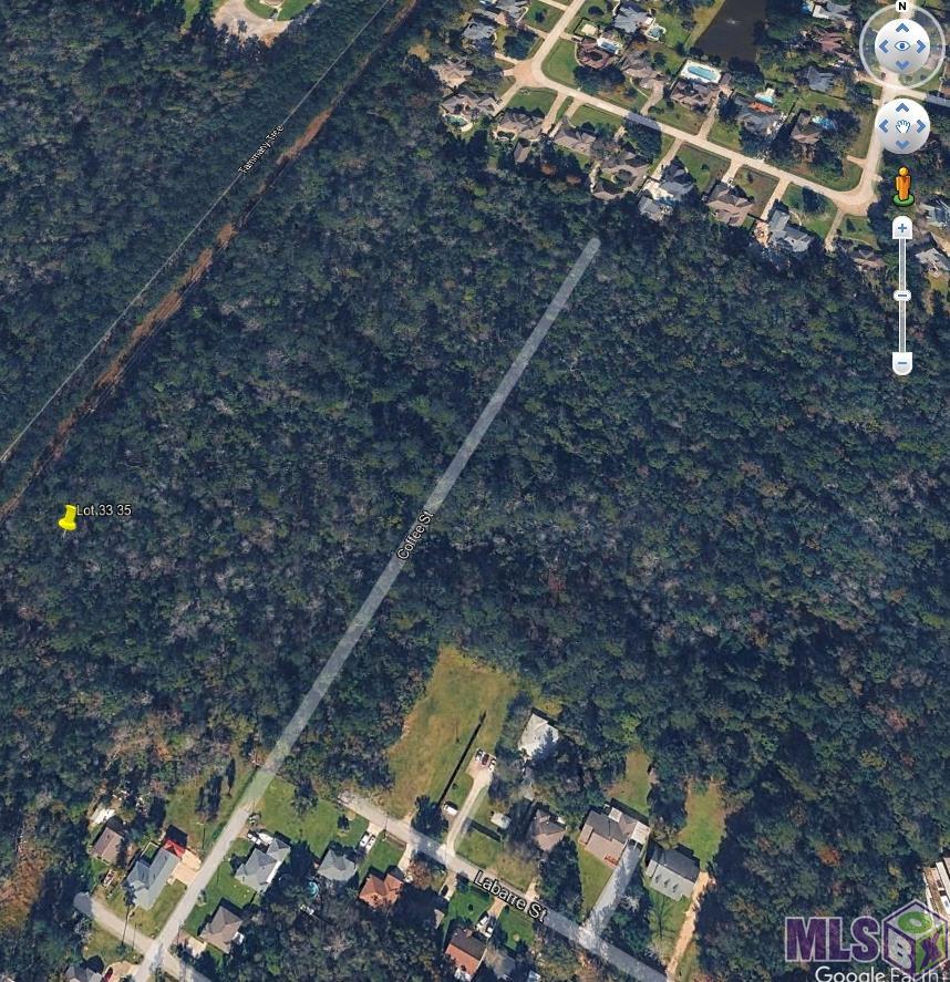 33-35 Labarre Mandeville, LA 70448 - Photo 4 of 5