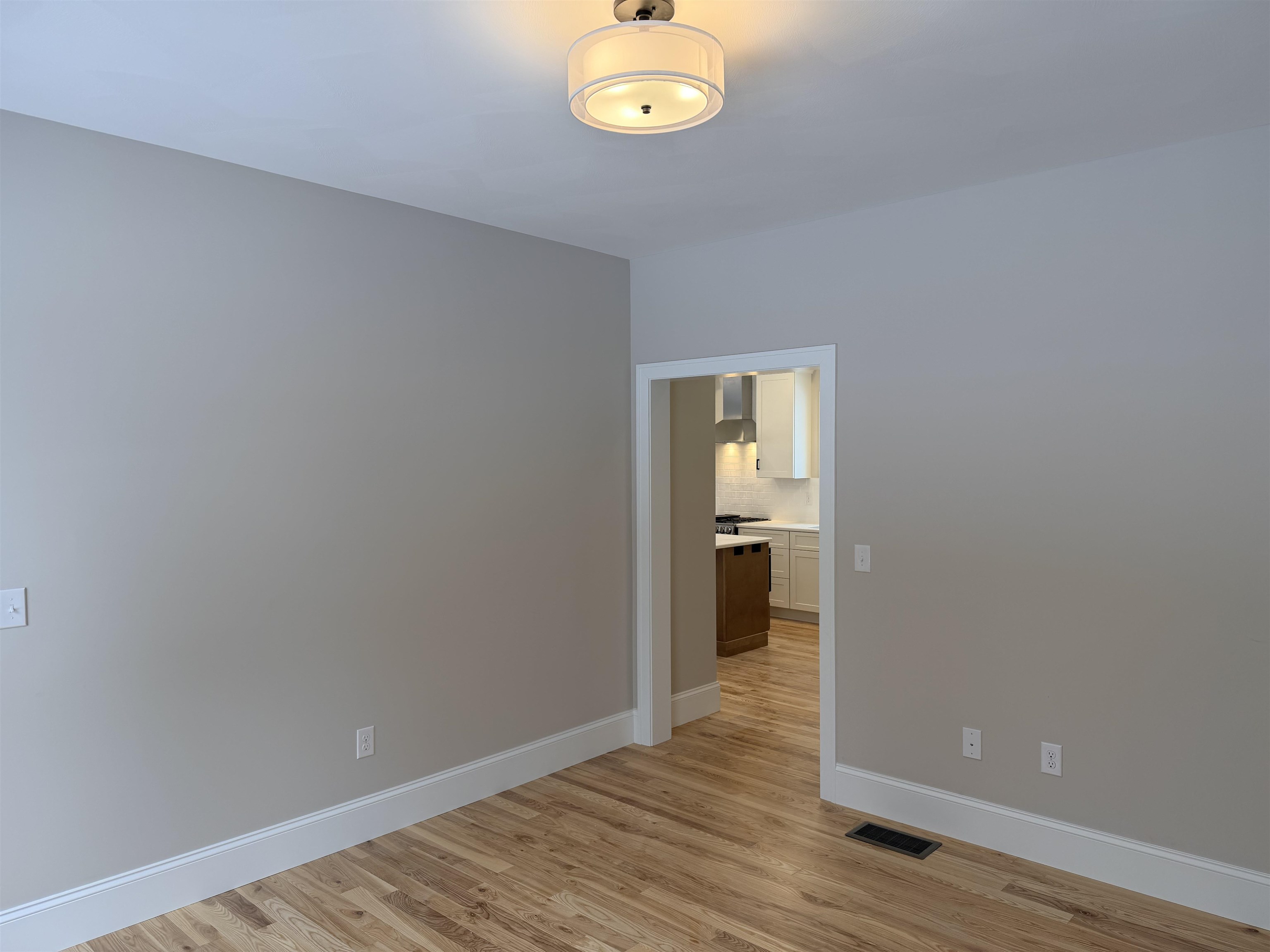 105 Seaverns Bridge Road Merrimack, NH 03054 - Photo 10 of 46