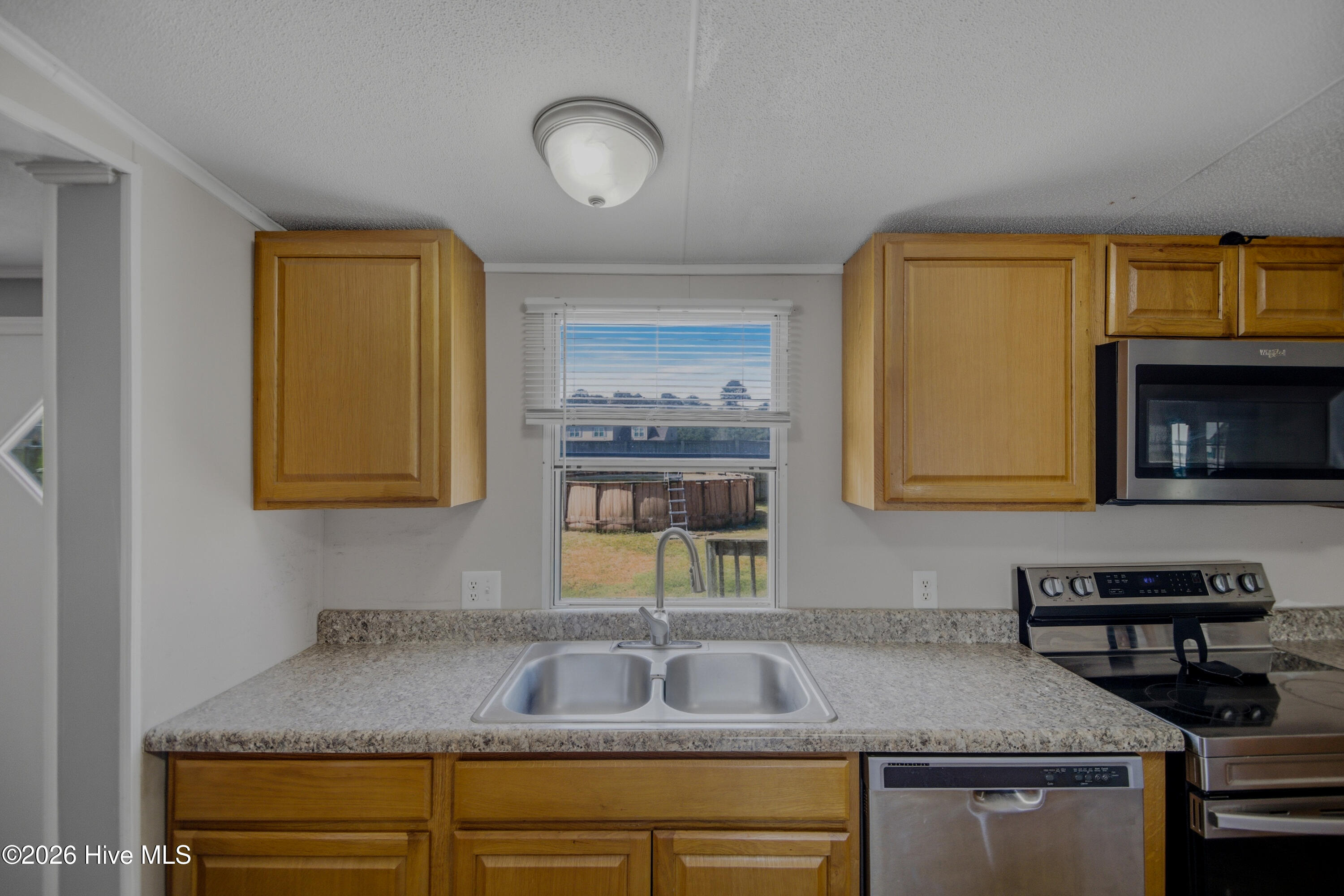 233 Castlebury Lane Hubert, NC 28539 - Photo 12 of 44 398A8590
