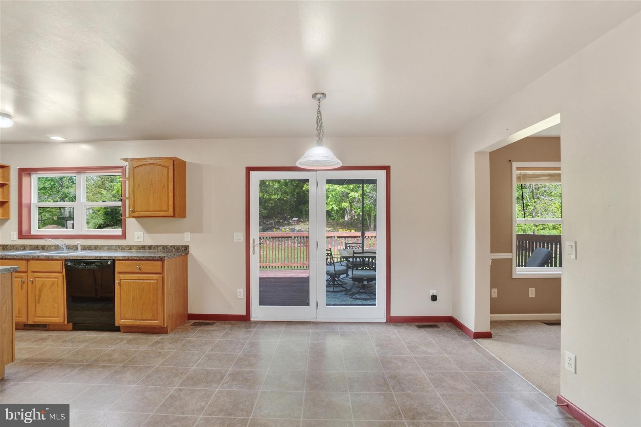 1055 Copenhaffer Road York, PA 17404 - Photo 20 of 38