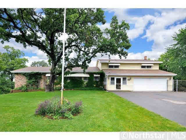 6927 Rosemary Road Eden Prairie, MN 55346 - Photo 1 of 18 Gallery Image 1