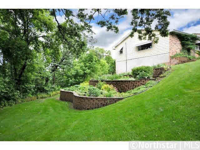 6927 Rosemary Road Eden Prairie, MN 55346 - Photo 16 of 18 Gallery Image 16