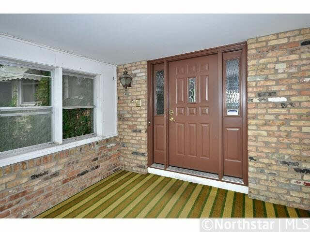 6927 Rosemary Road Eden Prairie, MN 55346 - Photo 2 of 18 Gallery Image 2