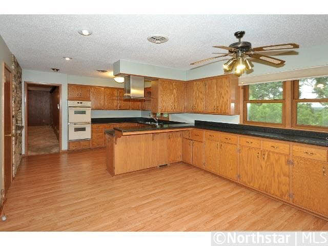 6927 Rosemary Road Eden Prairie, MN 55346 - Photo 5 of 18 Gallery Image 5