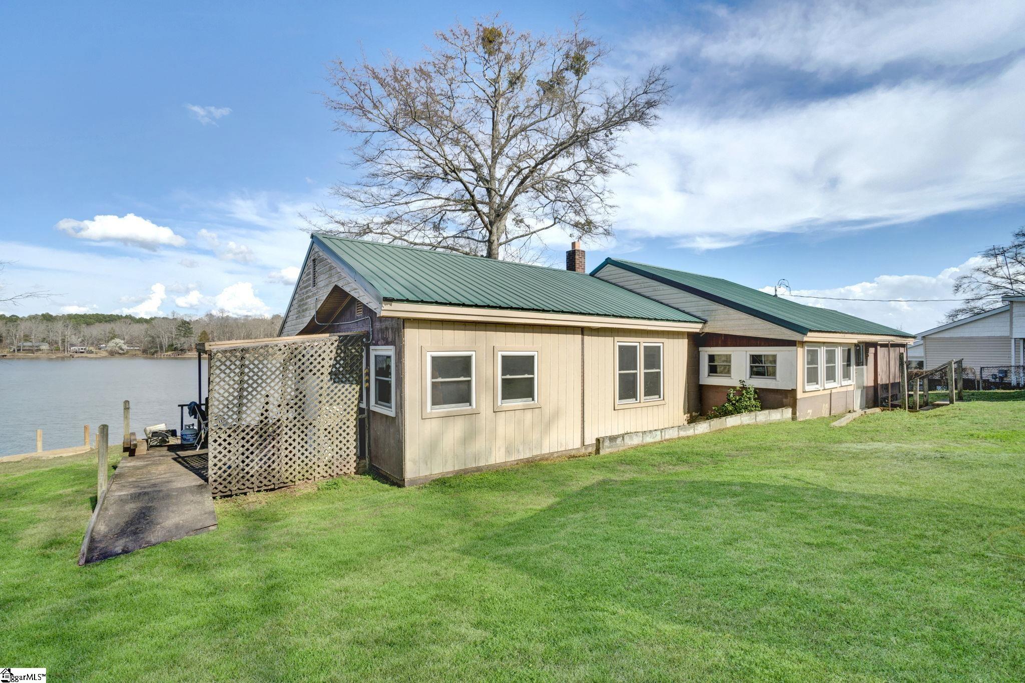 1020 Flymm Smith Road Waterloo, SC 29384 - Photo 14 of 36