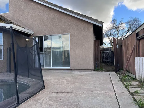 $525,000 | 2701 Mozart Drive, Modesto, CA 95358