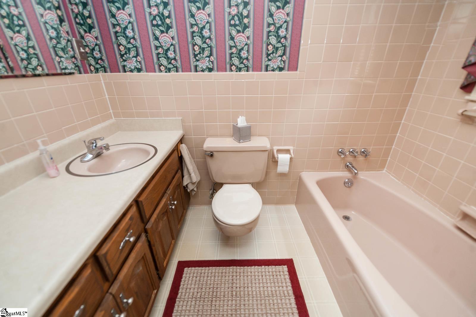 510 Tool Road Boiling Springs, SC 29316 - Photo 14 of 36