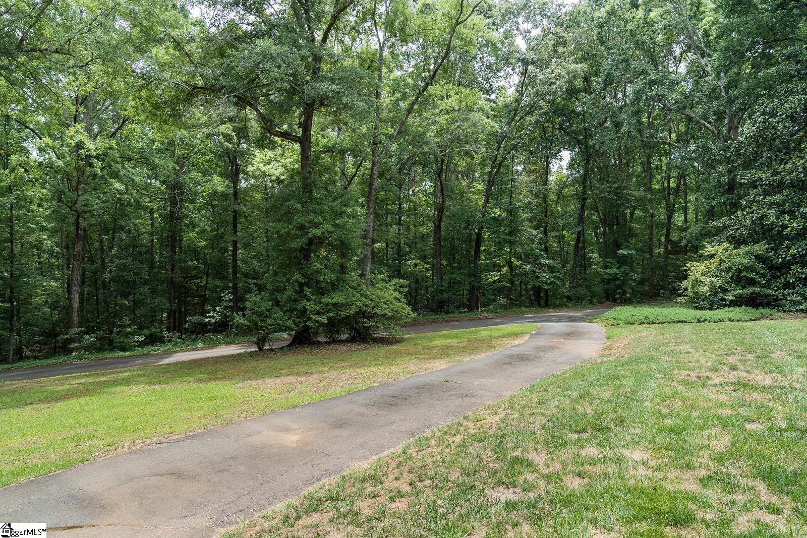 510 Tool Road Boiling Springs, SC 29316 - Photo 29 of 36