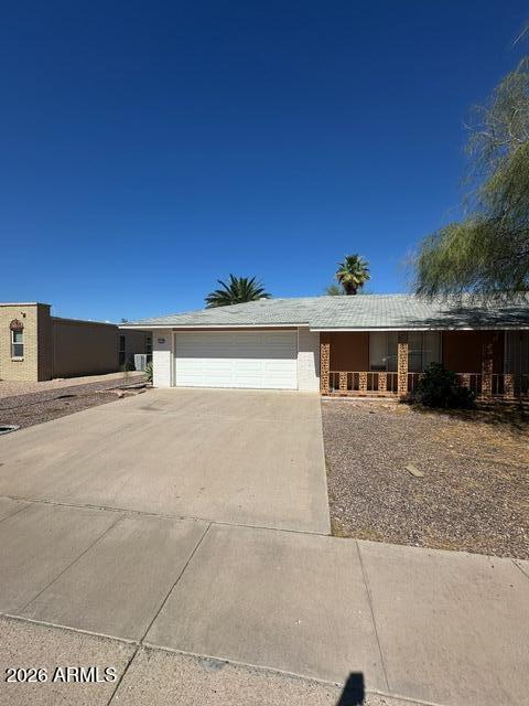 10302 West Oak Ridge Drive Sun City, AZ 85351 - Photo 2 of 22 IMG_5392