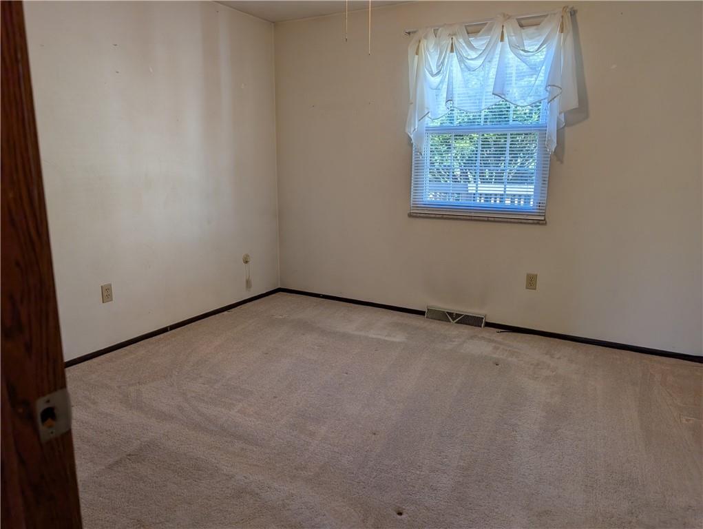 105 Ramage Road Pittsburgh, PA 15214 - Photo 18 of 28