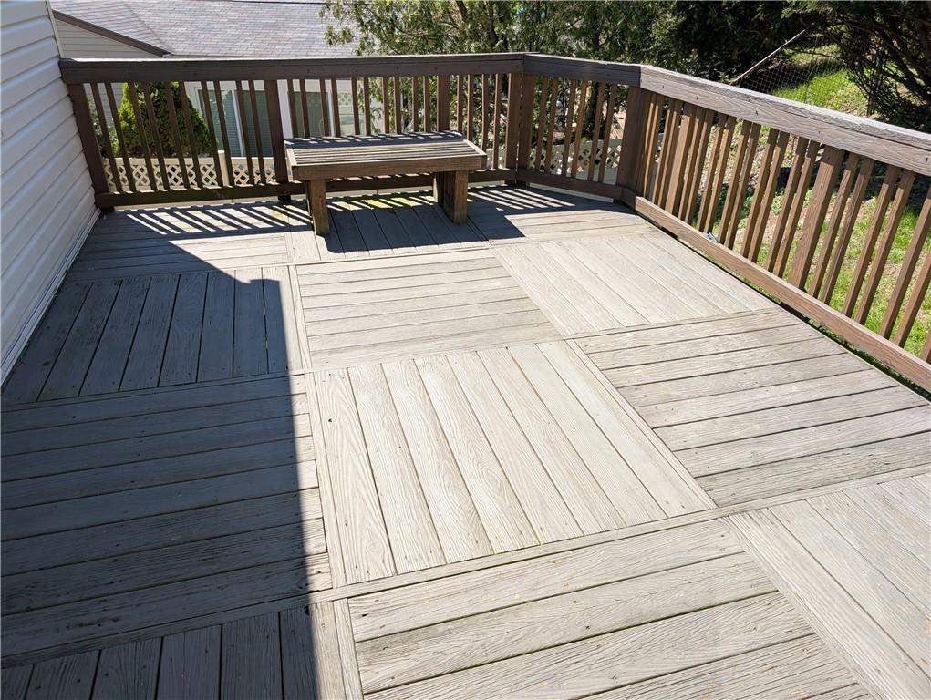 105 Ramage Road Pittsburgh, PA 15214 - Photo 4 of 28