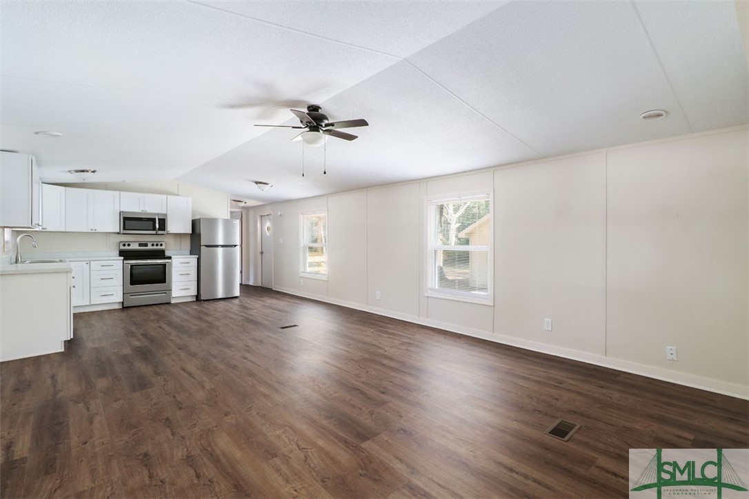 486 Sisters Ferry Road Clyo, GA 31303 - Photo 7 of 32