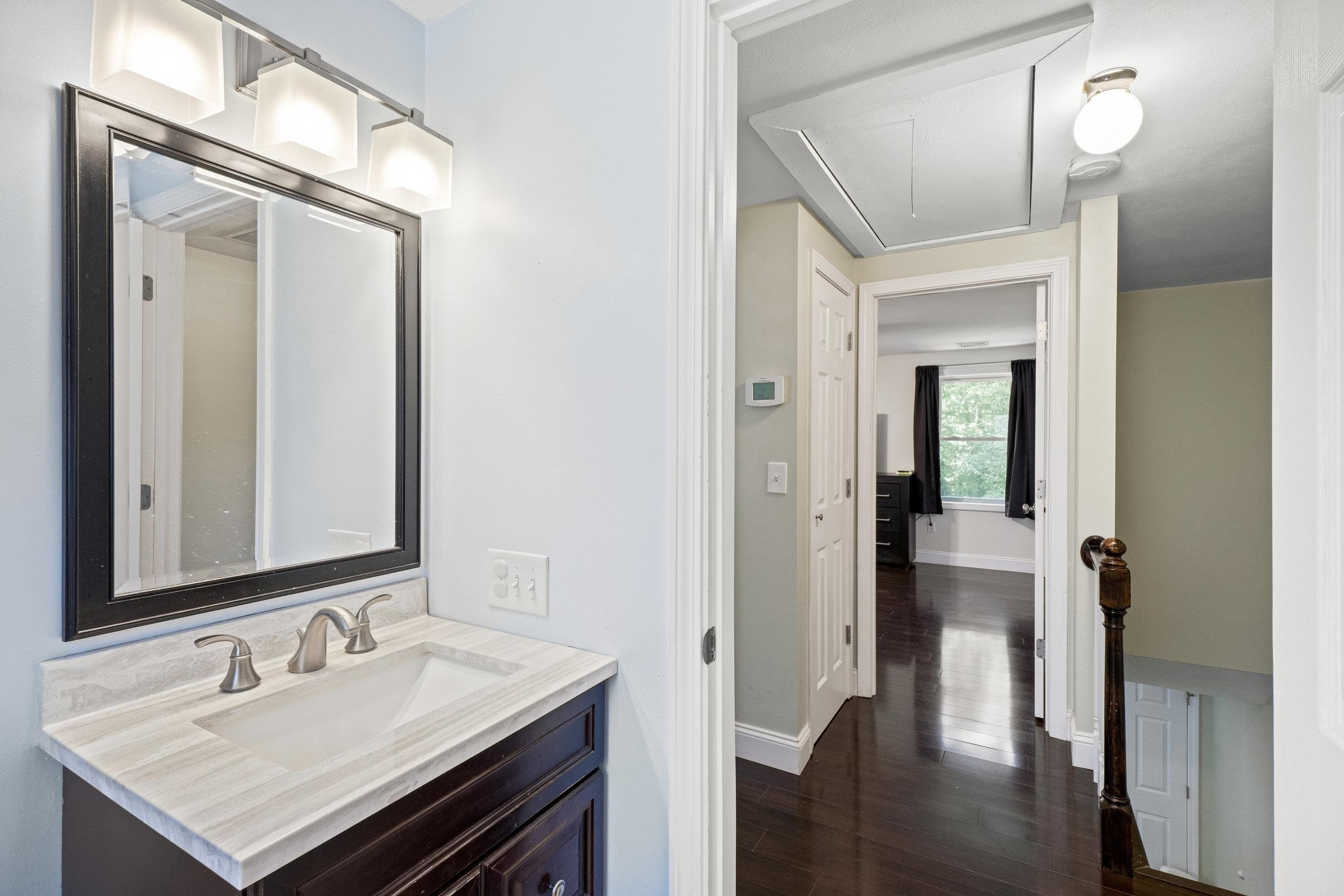 29 Webber Road, Unit A Hampstead, NH 03826 - Photo 16 of 24 Gallery Image 16