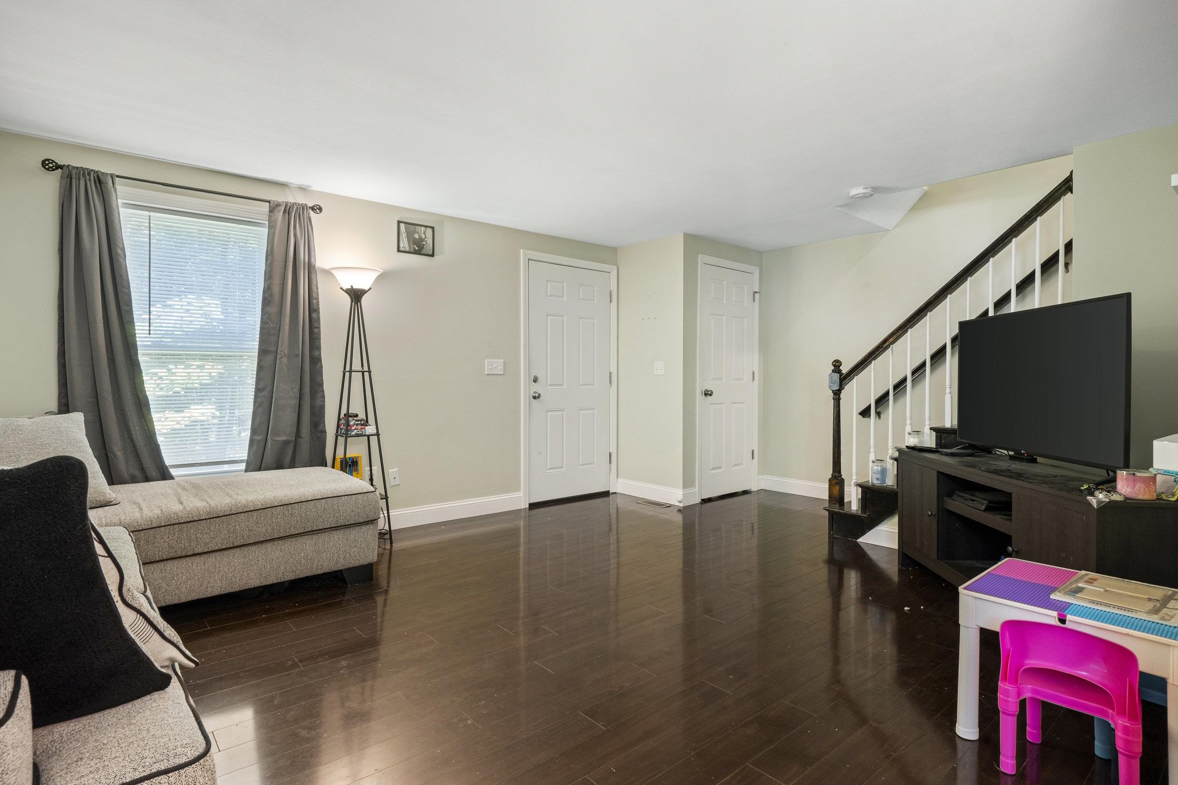29 Webber Road, Unit A Hampstead, NH 03826 - Photo 5 of 24 Gallery Image 5