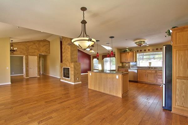 18434 Meadow Ridge Road Salinas, CA 93907 - Photo 8 of 19 Gallery Image 8