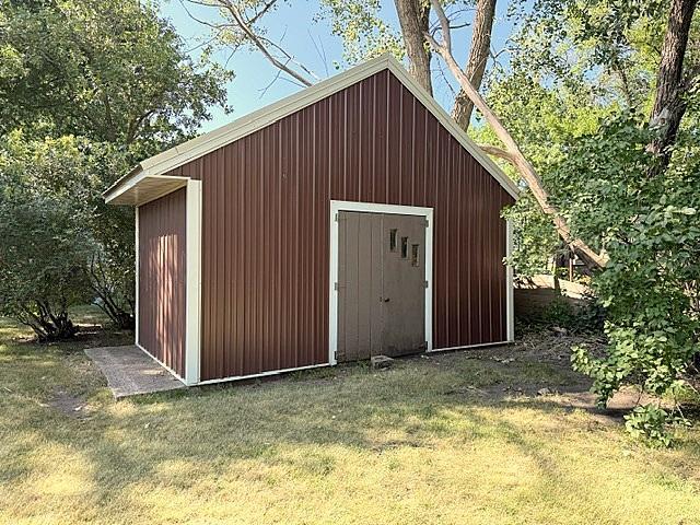 2022 River Road Windom, MN 56101 - Photo 32 of 34 Gallery Image 32