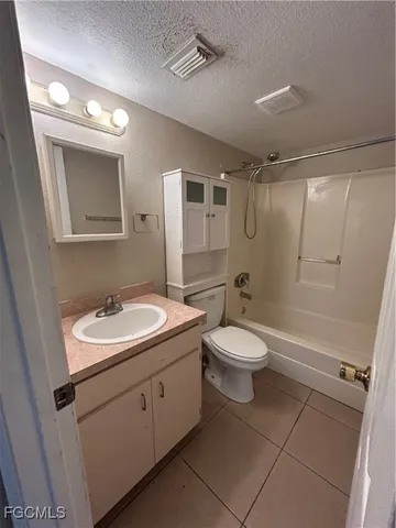 $1,100 | 211 Park Avenue, Unit 19, LaBelle, FL 33935