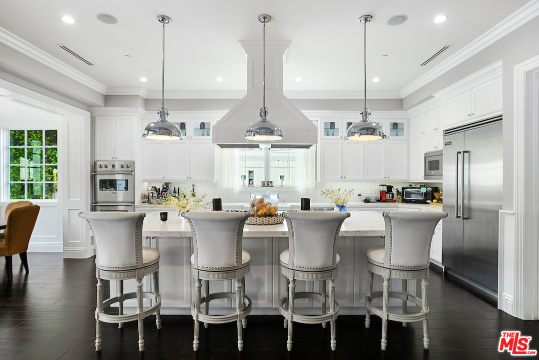 554 Muskingum Avenue Pacific Palisades, CA 90272 - Photo 3 of 53 Gallery Image 3
