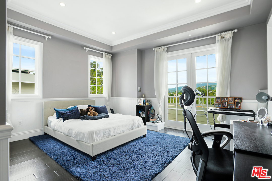 554 Muskingum Avenue Pacific Palisades, CA 90272 - Photo 36 of 53 Gallery Image 36