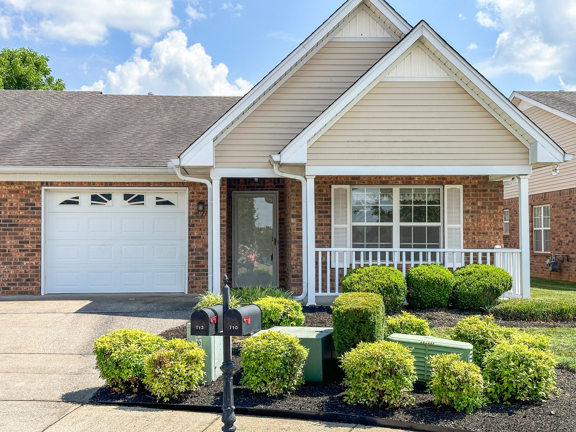 710 Forest Glen Circle Murfreesboro, TN 37128 - Photo 1 of 16