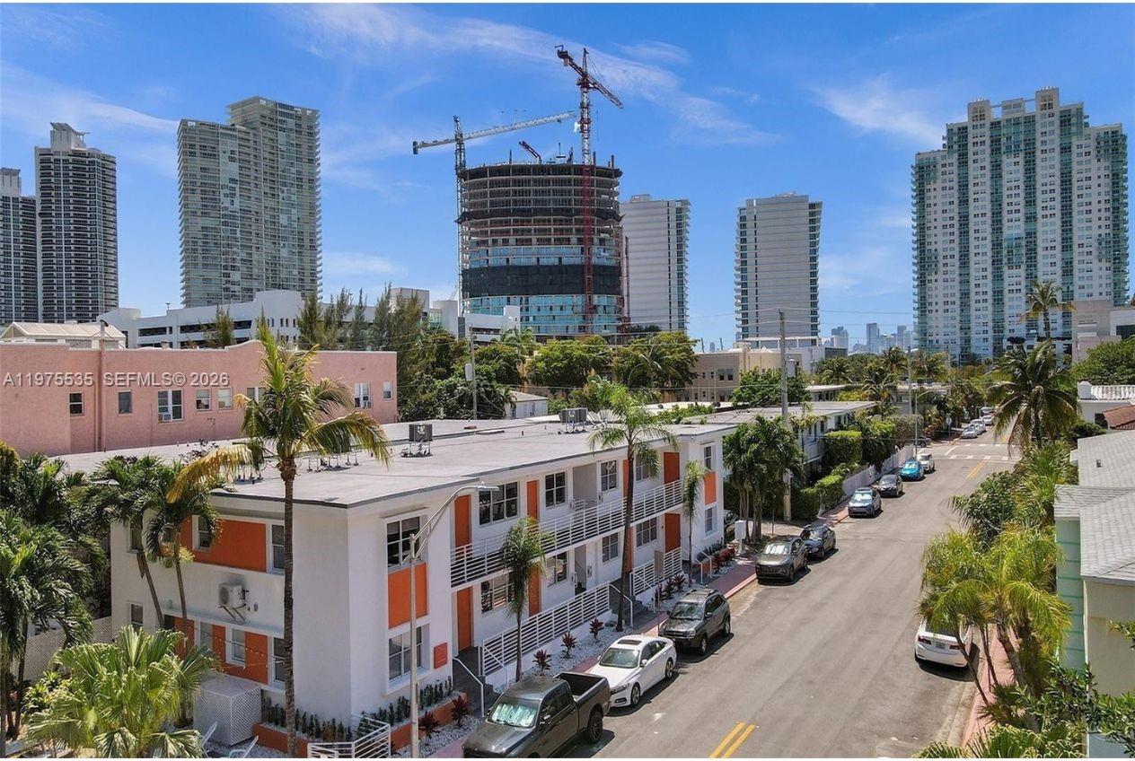1000 7th Street Miami Beach, FL 33139 - Photo 13 of 36 a view of a city with tall buildings