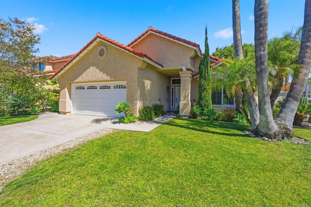 1701 Crystal Ridge Way Vista, CA 92081 - Photo 4 of 37