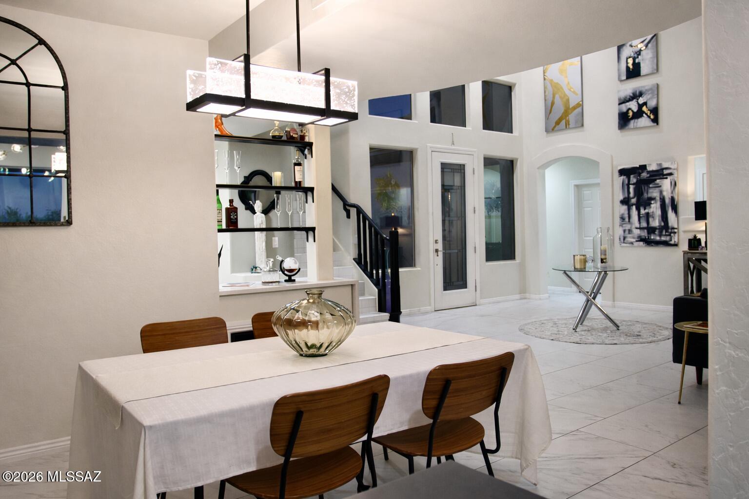 9780 Spring Hill Place Tucson, AZ 85749 - Photo 17 of 49 Dining/Foyer