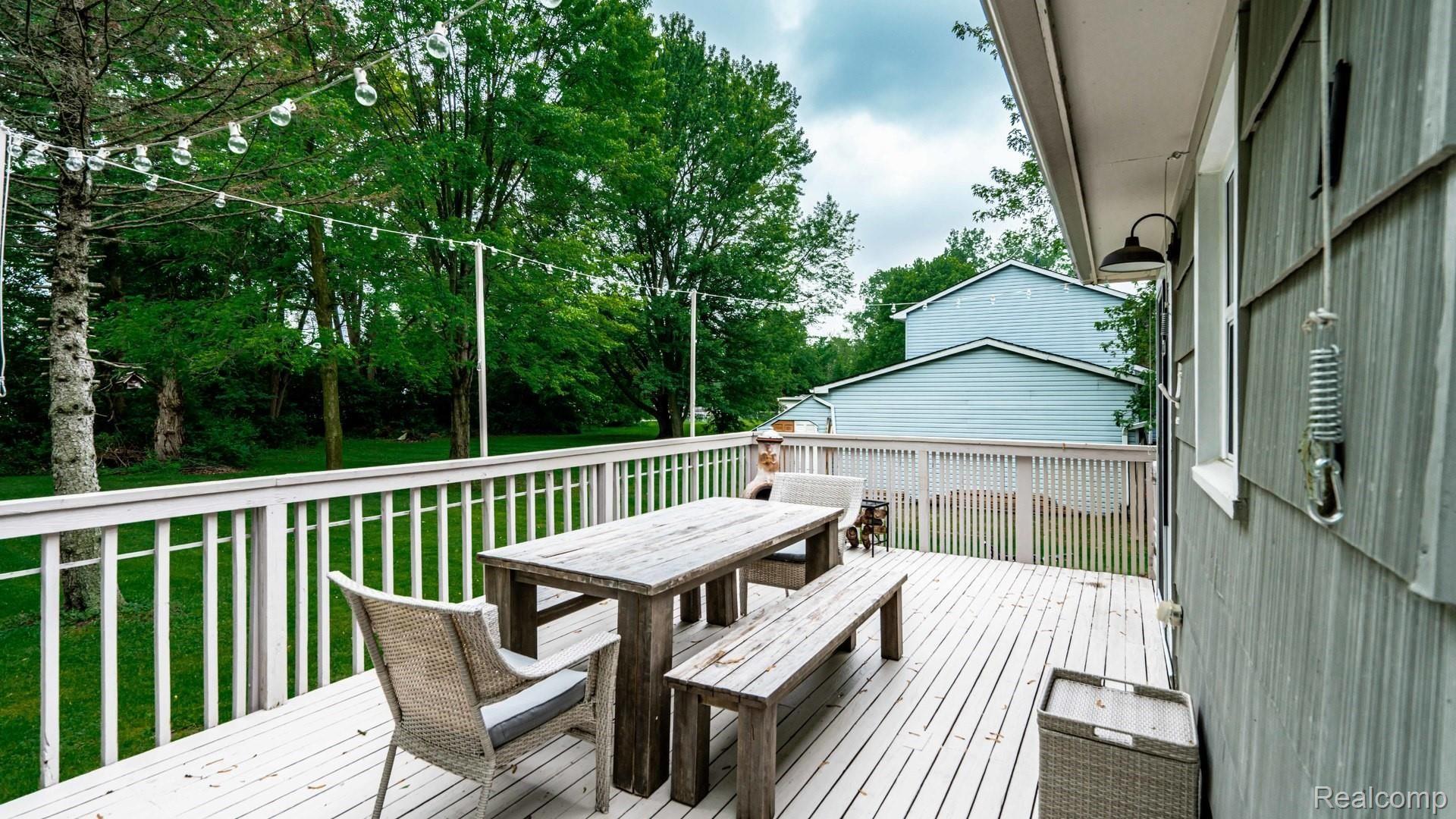 1863 Tamm Avenue Rochester, MI 48309 - Photo 4 of 19 Tamm exterior 5.jpg